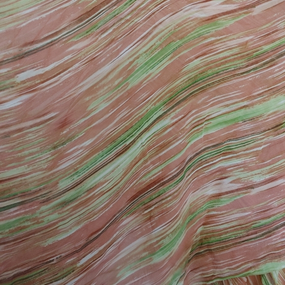 Lexicon Silk Flowy Shall ~ Size OS (LP) - Picture 4 of 8